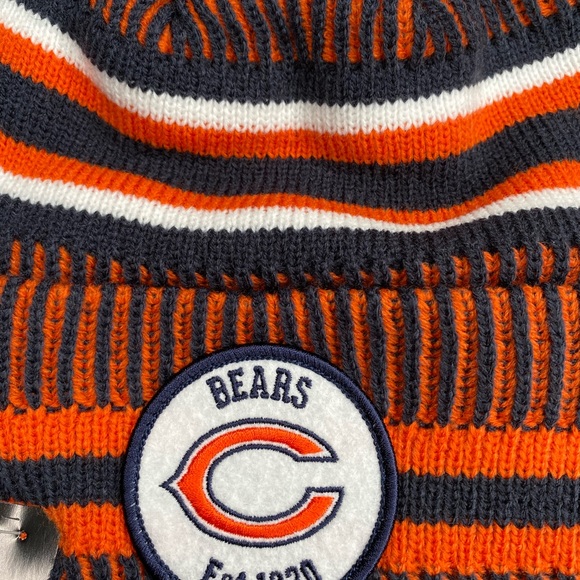 Chicago Bears Knit Hat New Era 2019 Sports On Field Sideline Home NFL NEW OSFM - Picture 4 of 6